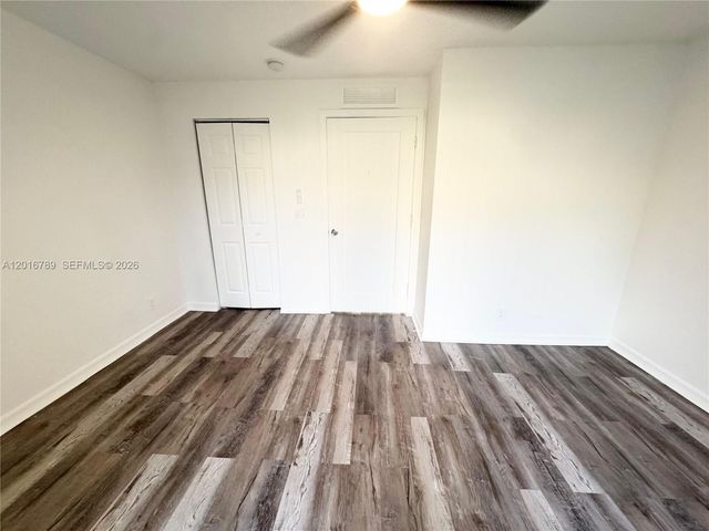 1984 NE 5th St 203, Boynton Beach, FL 33435