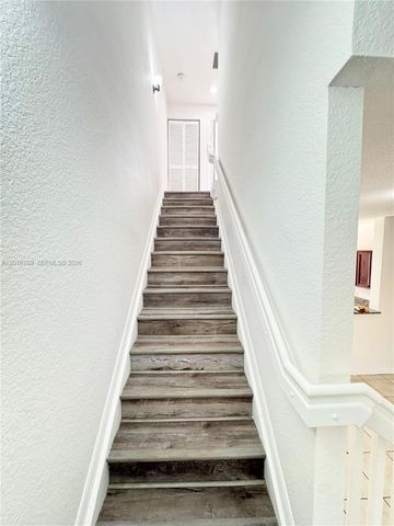 1984 NE 5th St 203, Boynton Beach, FL 33435