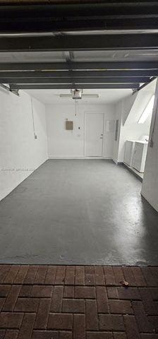 1984 NE 5th St 203, Boynton Beach, FL 33435