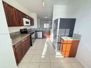 1984 NE 5th St 203, Boynton Beach, FL 33435