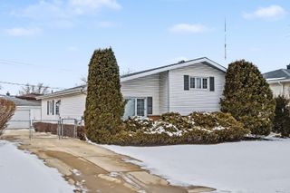 118 S Evergreen Avenue, Addison, IL 60101