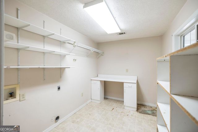 1739 Houston Lake Road, Perry, GA 31069