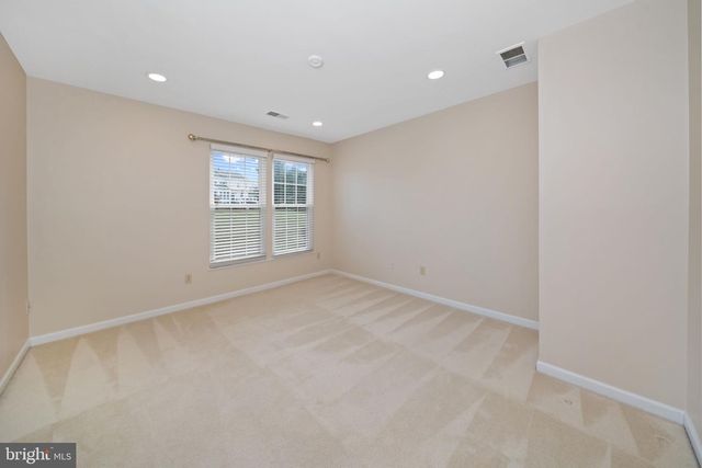 255 SLOAN CT, Wilmington, DE 19808