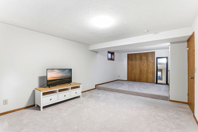 1974 Summer Street, Falcon Heights, MN 55113