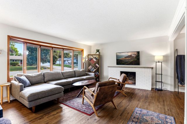 1974 Summer Street, Falcon Heights, MN 55113