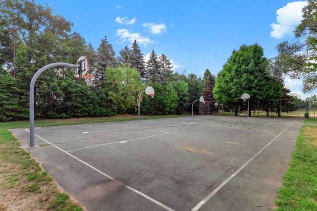 1974 Summer Street, Falcon Heights, MN 55113