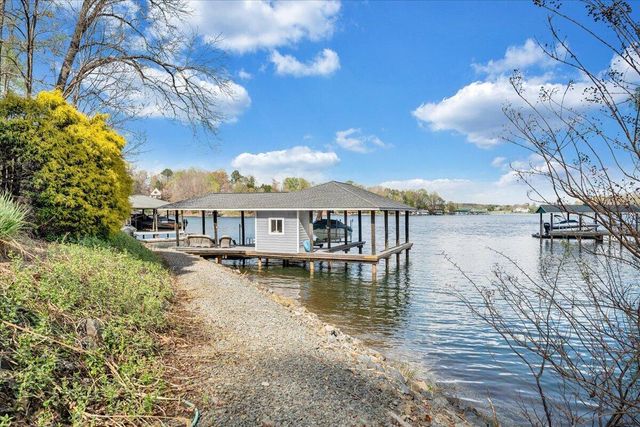 8599 Burnt Chimney RD, Wirtz, VA 24184