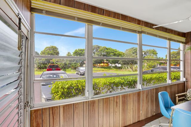 4000 NW 44th Avenue 113, Lauderdale Lakes, FL 33319