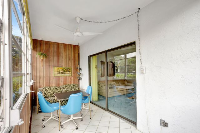 4000 NW 44th Avenue 113, Lauderdale Lakes, FL 33319