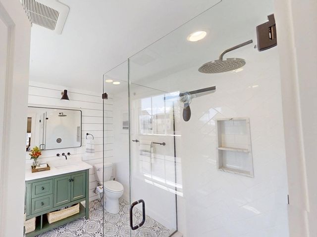 69 Bridge St 1, Salem, MA 01970