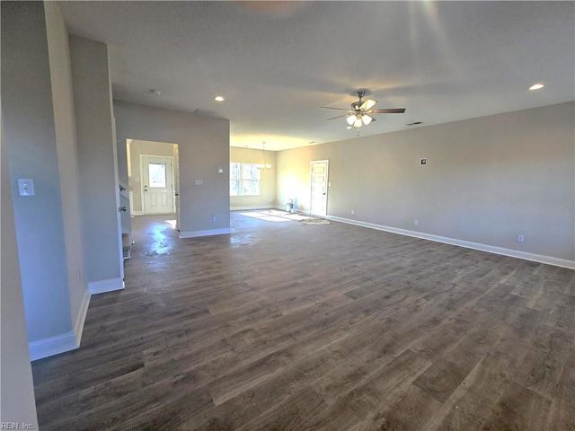 1370 Rountree CRES, Suffolk, VA 23434