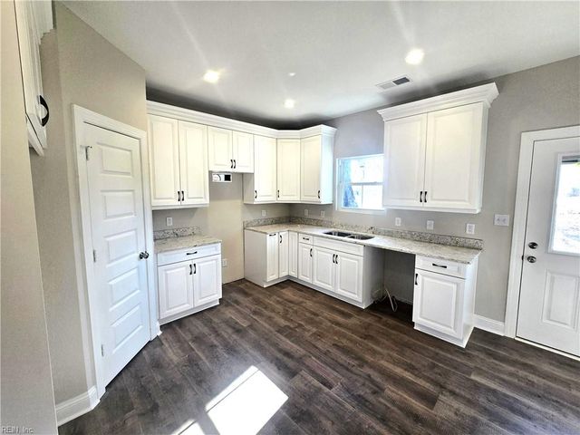 1370 Rountree CRES, Suffolk, VA 23434