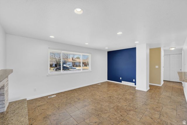 7265 S 1975 W, West Jordan, UT 84084