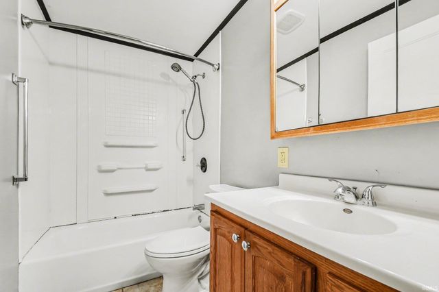 2510 Normandy Drive, Mishawaka, IN 46545