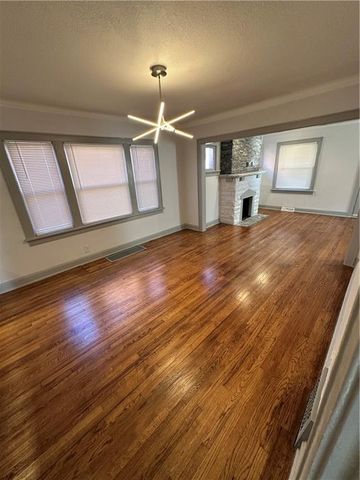 5414 Brooklyn Avenue, Kansas City, MO 64130