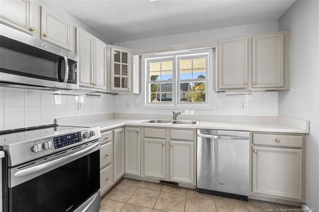 2831 Franzia Drive, Fayetteville, NC 28306