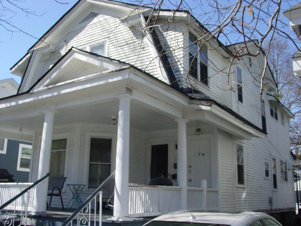 718 W Cedar Street, Kalamazoo, MI 49007