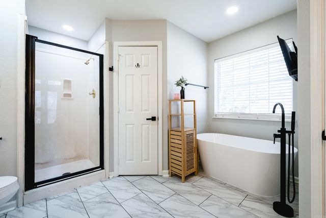 2 Green Oaks Cove, Maumelle, AR 72113