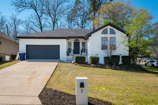 2 Green Oaks Cove, Maumelle, AR 72113