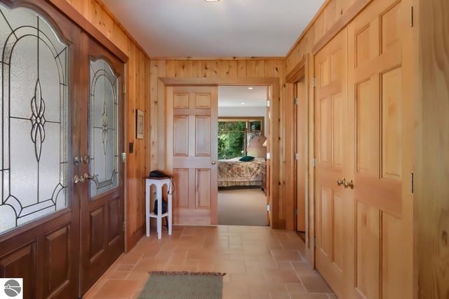 4537 E Duck Lake Road, Lake Leelanau, MI 49653