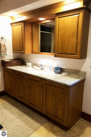 4537 E Duck Lake Road, Lake Leelanau, MI 49653