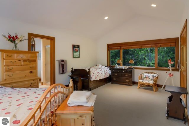 4537 E Duck Lake Road, Lake Leelanau, MI 49653