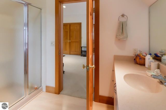 4537 E Duck Lake Road, Lake Leelanau, MI 49653