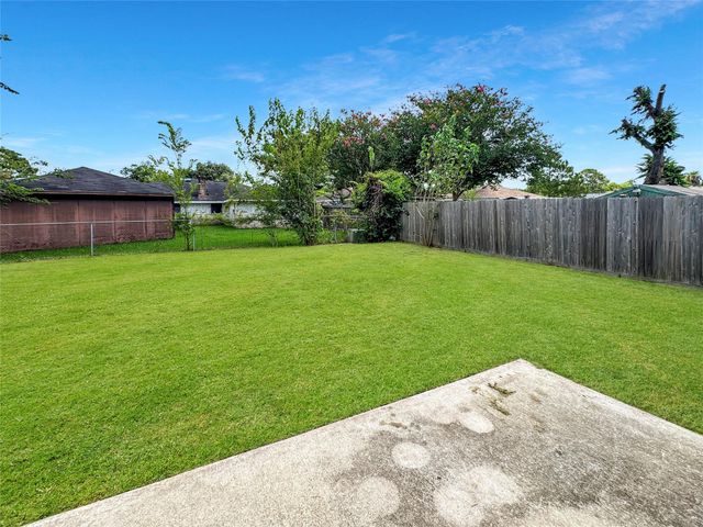 12019 New Brunswick Drive, Houston, TX 77089