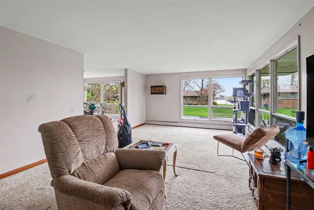 117 N Apple Street, Hart, MI 49420