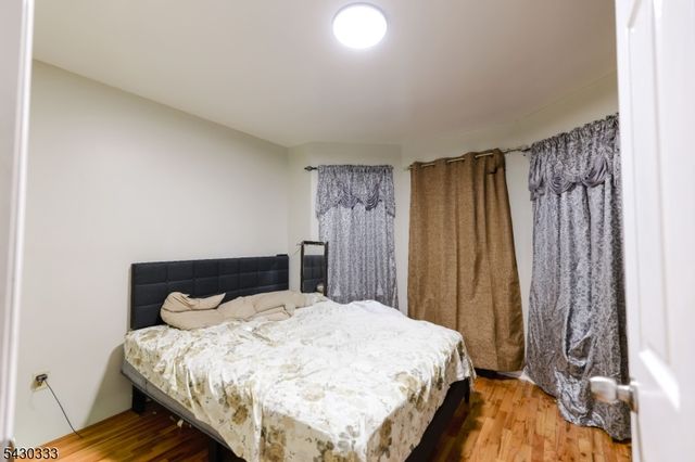 289 S 7Th St, Newark City, NJ 07103