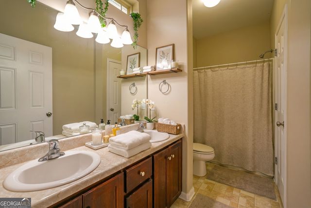 198 Chapel Lake, Savannah, GA 31419