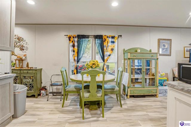 22 Cedar Hill Drive, Elizabethtown, KY 42701