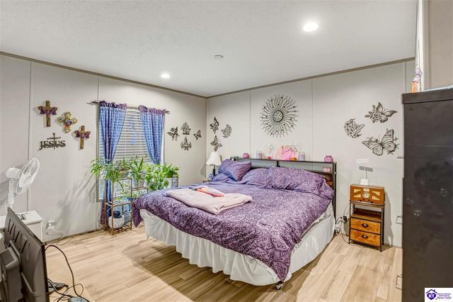 22 Cedar Hill Drive, Elizabethtown, KY 42701