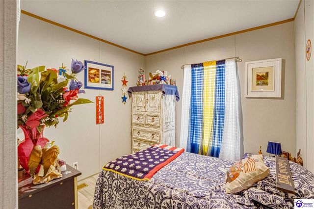22 Cedar Hill Drive, Elizabethtown, KY 42701
