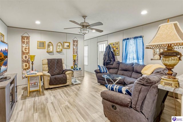 22 Cedar Hill Drive, Elizabethtown, KY 42701