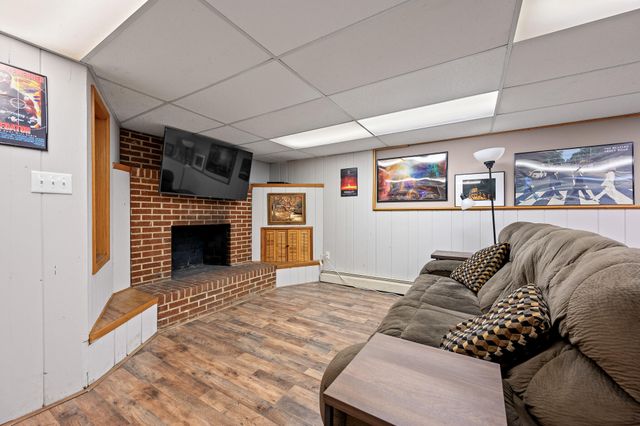 1659 Shady Knoll AVE, Bedford, VA 24523