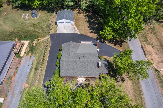 1659 Shady Knoll AVE, Bedford, VA 24523