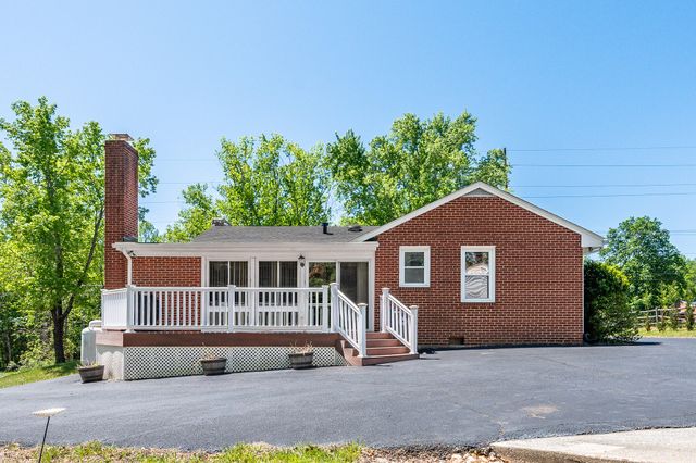 1659 Shady Knoll AVE, Bedford, VA 24523