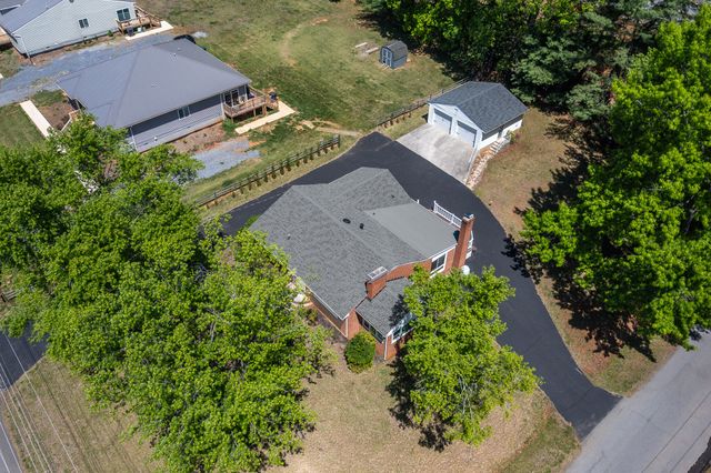 1659 Shady Knoll AVE, Bedford, VA 24523