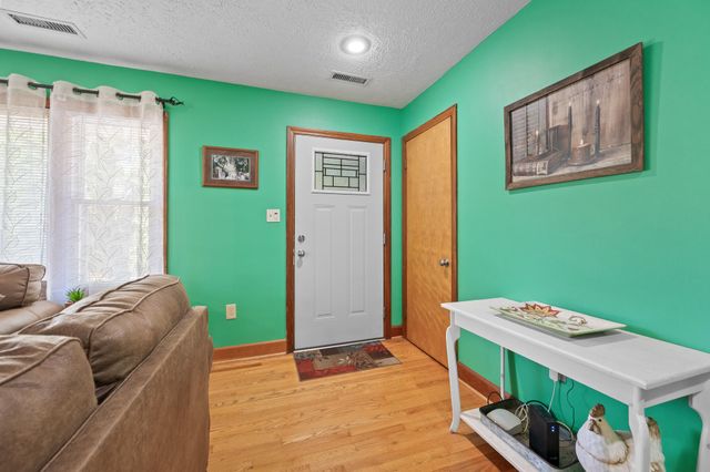 1659 Shady Knoll AVE, Bedford, VA 24523