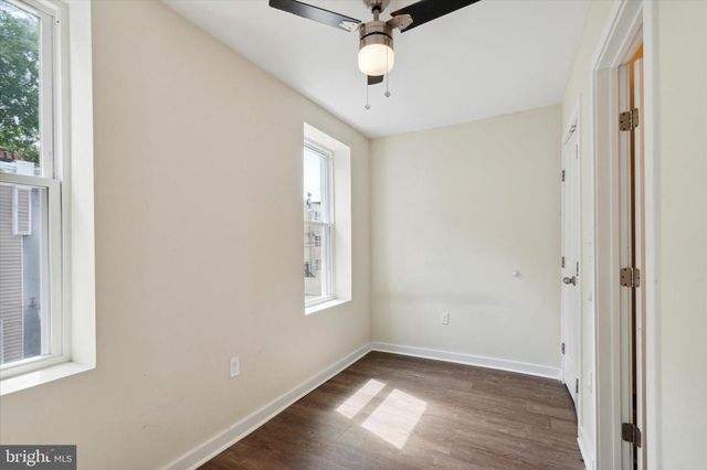 2004 N CLEVELAND ST, Philadelphia, PA 19121