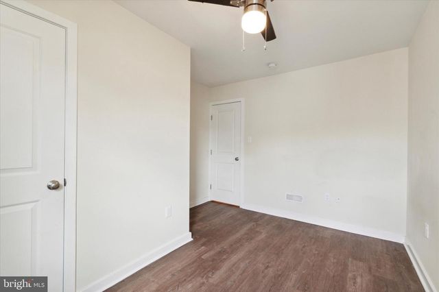 2004 N CLEVELAND ST, Philadelphia, PA 19121