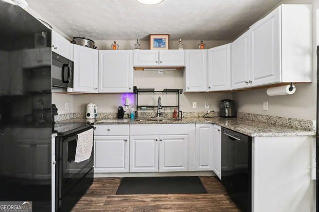 632 Woodknoll Court, Jonesboro, GA 30238