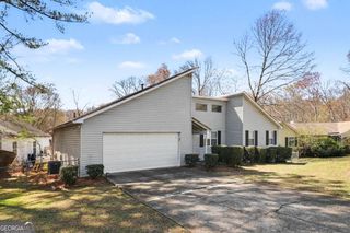 632 Woodknoll Court, Jonesboro, GA 30238