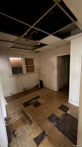 11149 Northlawn Street, Detroit, MI 48204
