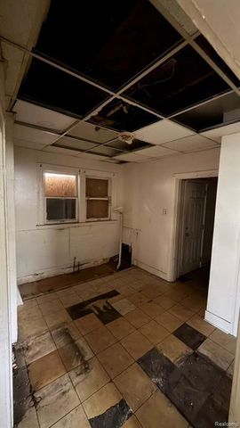 11149 Northlawn Street, Detroit, MI 48204
