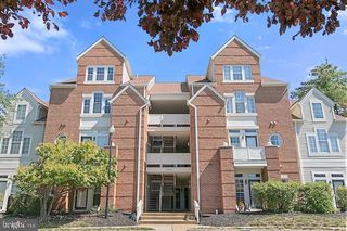 7034 ELLINGHAM CIR #F, Alexandria, VA 22315