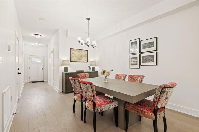 300 Albion Rd 302, Bedford, MA 01730