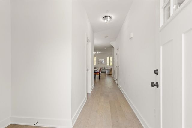 300 Albion Rd 302, Bedford, MA 01730