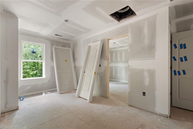 113 Barlow Circle, Winston-salem, NC 27105